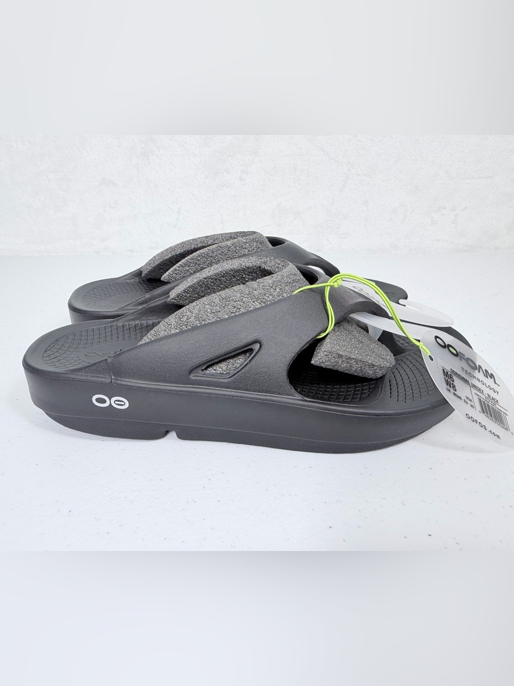 OOFOS Women’s Size 8M Black Slide Sandals Men’s Size 6 Unisex Style #1000